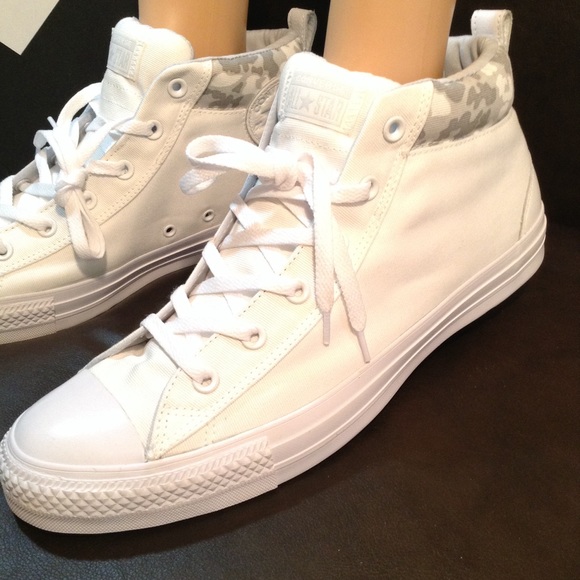 Converse Chuck Taylor All Star Mid Sneaker - Picture 6 of 8